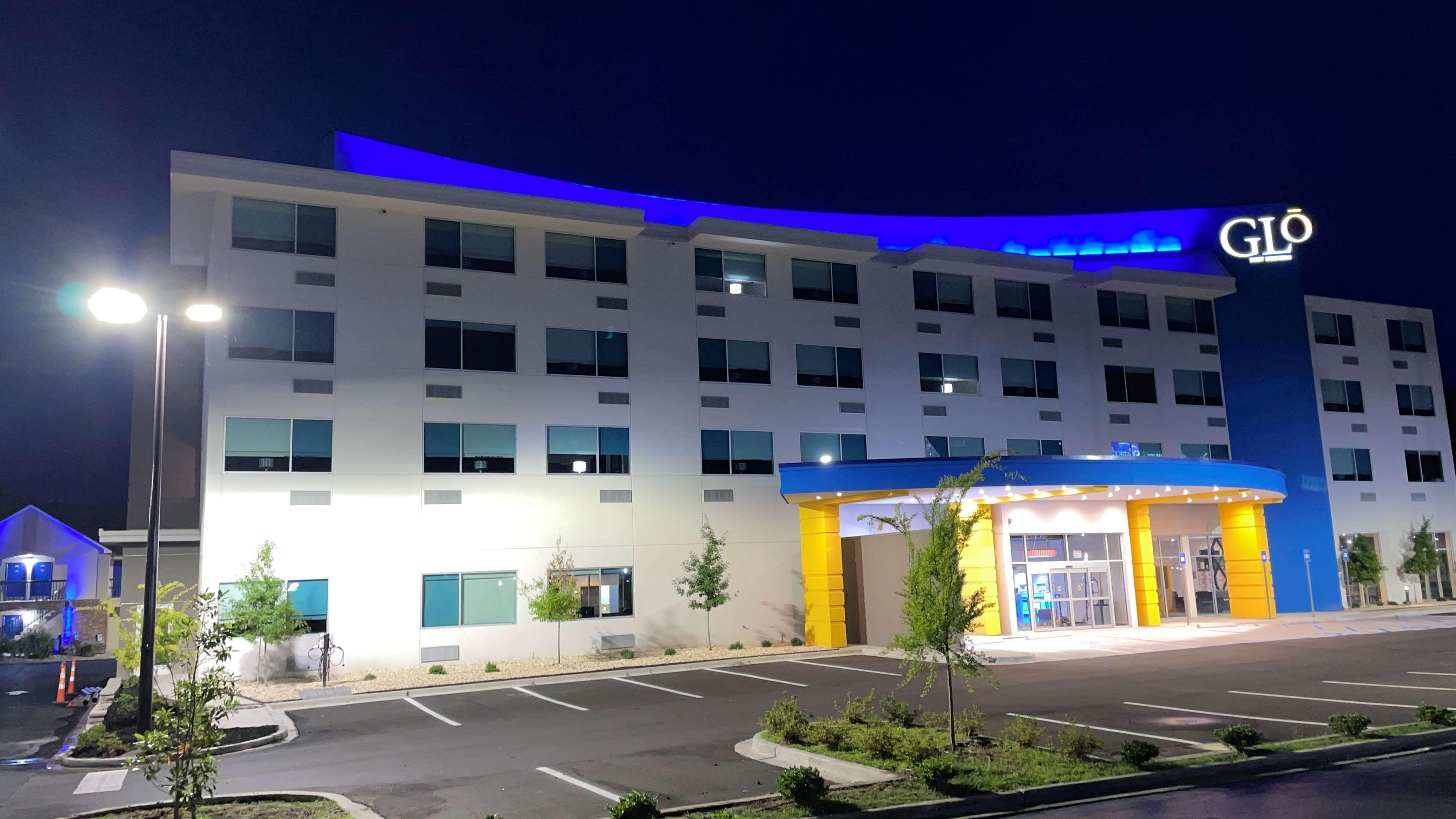 Glo Best Western Savannah-Gateway I-95 Hotel Exterior photo