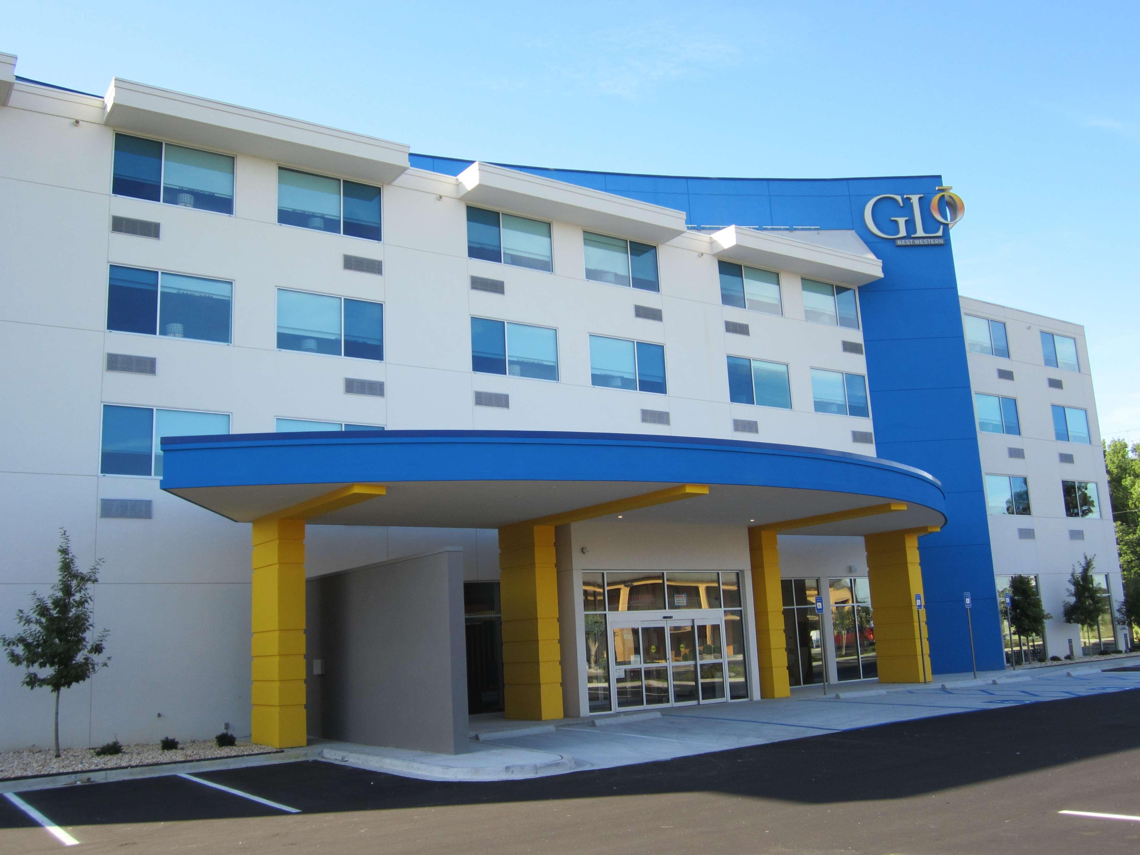 Glo Best Western Savannah-Gateway I-95 Hotel Exterior photo